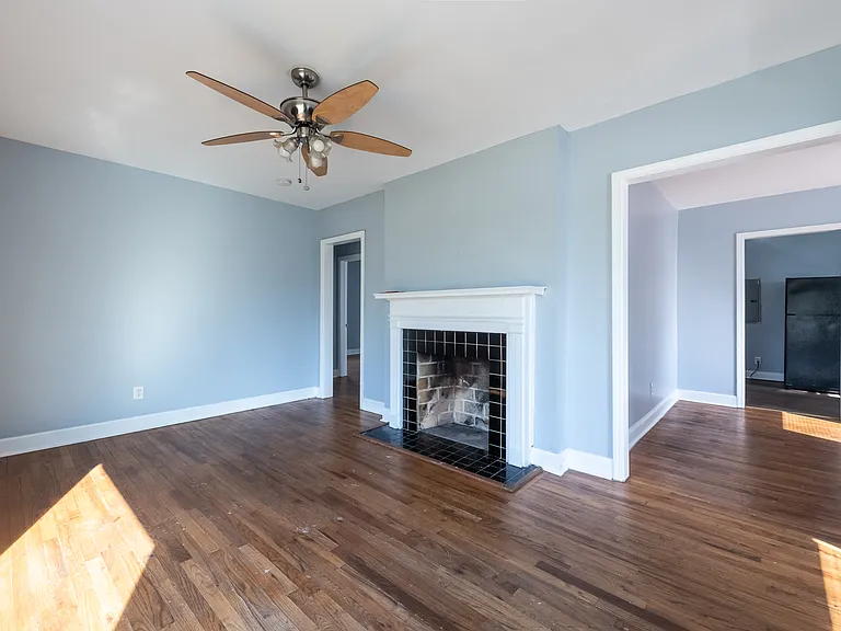 1443 Venetian Dr SW — Photo 4