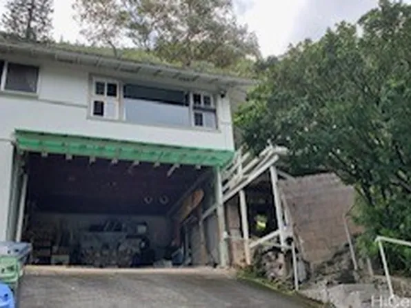 3063 Woolsey Pl, Honolulu, HI 96822