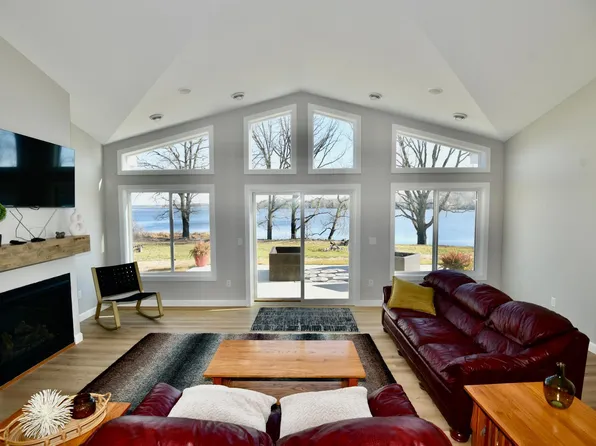 1415 223rd Ave, Ogilvie, MN 56358