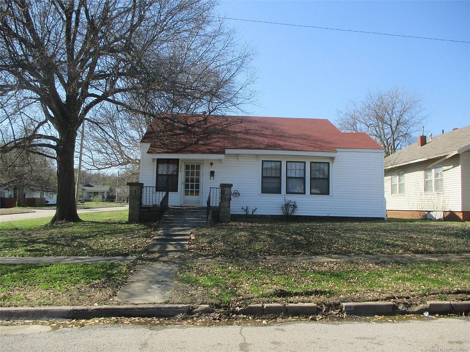 1st image of 526 E Osage Ave
