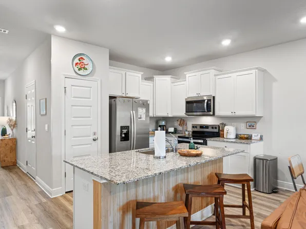 219 Palmeras Marinas Ln, Panama City Beach, FL 32407