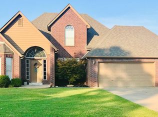 25517 Blackberry Blvd, Claremore, OK 74019