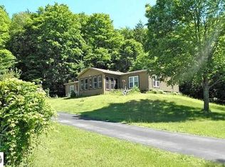 7024 Lincoln Rd, Beulah, MI 49617