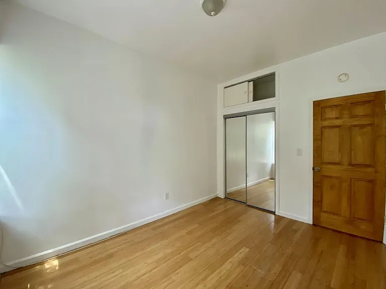 1522 Bergen St #3 — Photo 17