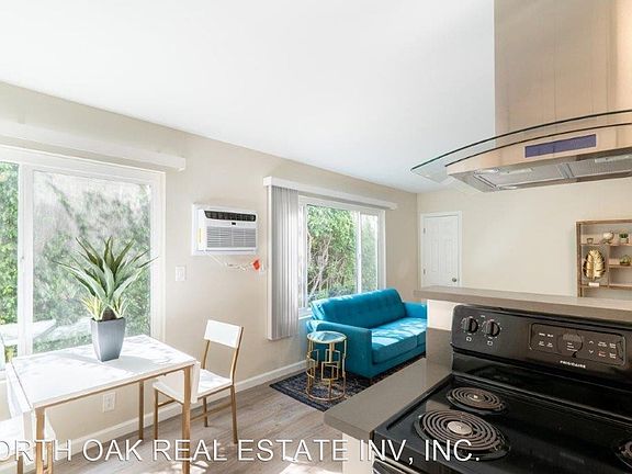 3rd image of 1258 N Harvard Blvd #3
