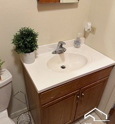 5th image of 700 Concord Ln #726