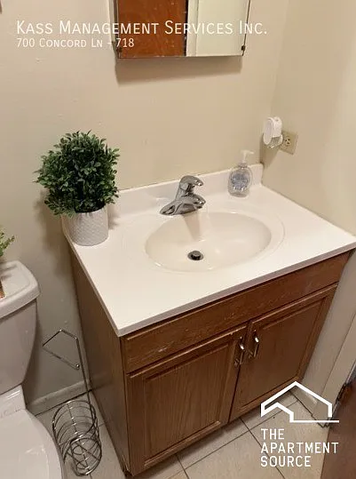 700 Concord Ln #726 — Photo 5