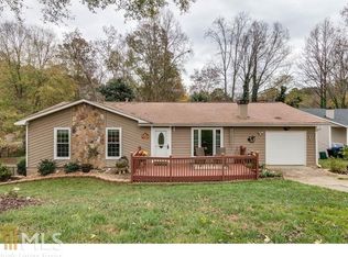 250 Parkmont Ct, Roswell, GA 30076