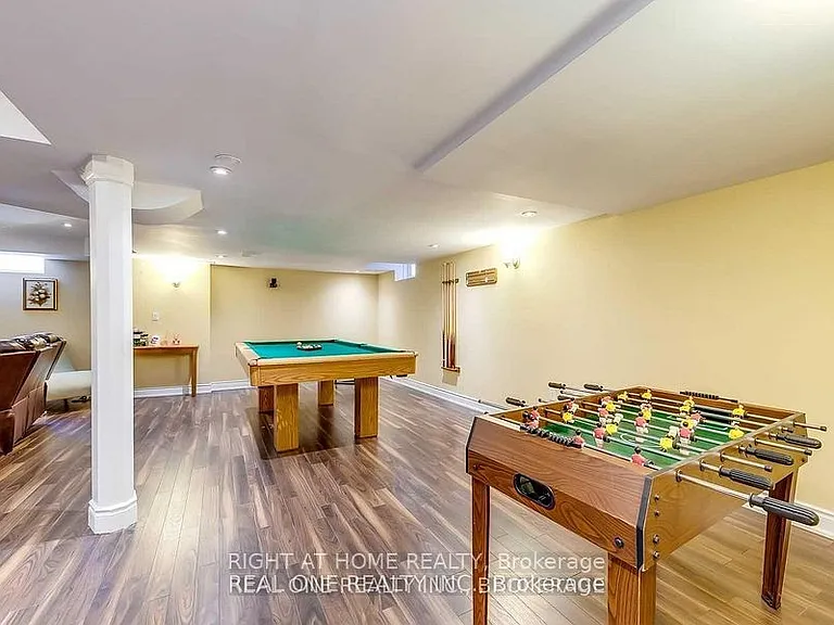 96 Spring Azure Cres — Photo 34