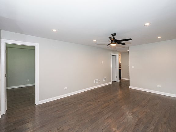3rd image of 244 Englewood Ave