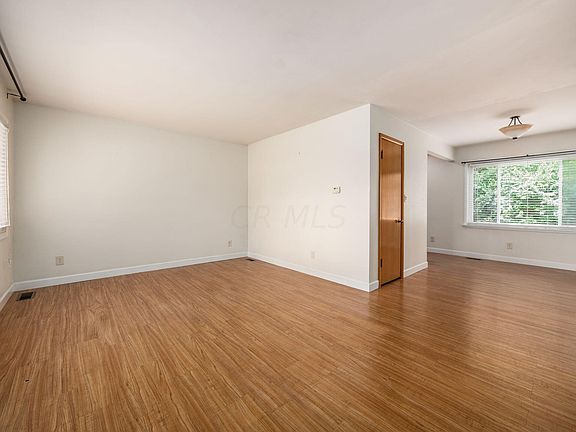 2nd image of 3153 Lotz Dr