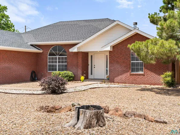2012 W Cherry St, Portales, NM 88130