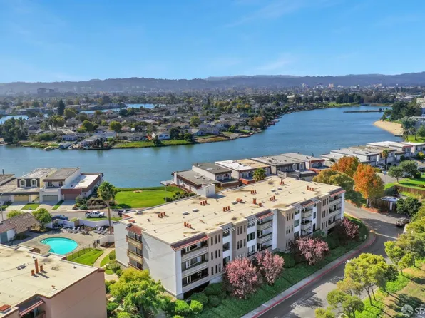 465 Fathom Dr APT 211, San Mateo, CA 94404