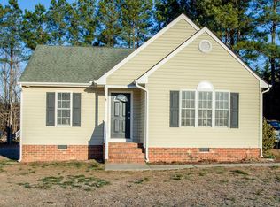 151 Deep Landing Rd, Tappahannock, VA 22560