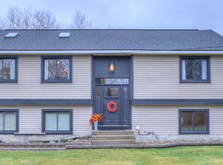 3409 Farr Rd, Fruitport, MI 49415