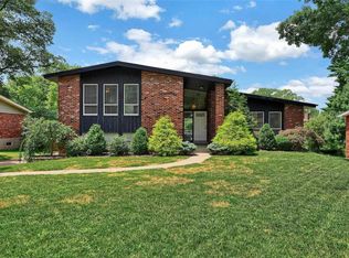 9027 Sky Crest Dr, Saint Louis, MO