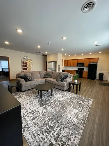 941 W 3rd St #6-1 Photo 1