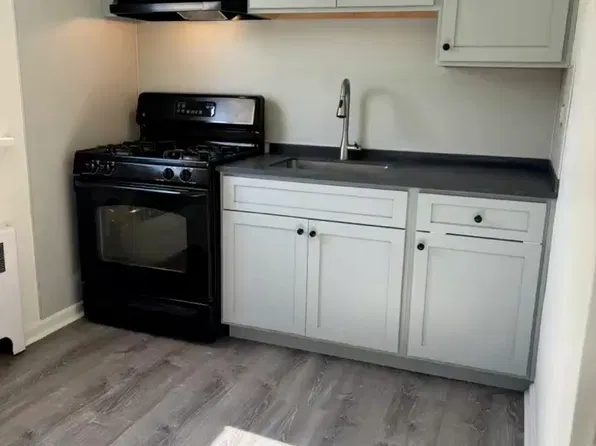 216 W Elkinton Ave Floor 2, Chester, PA 19013