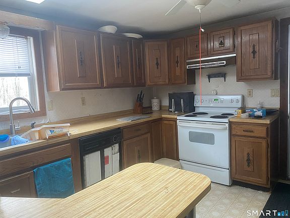 3rd image of 263 Christian Hill Road