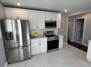 12 Lawrence St #1, Watertown, MA 02472