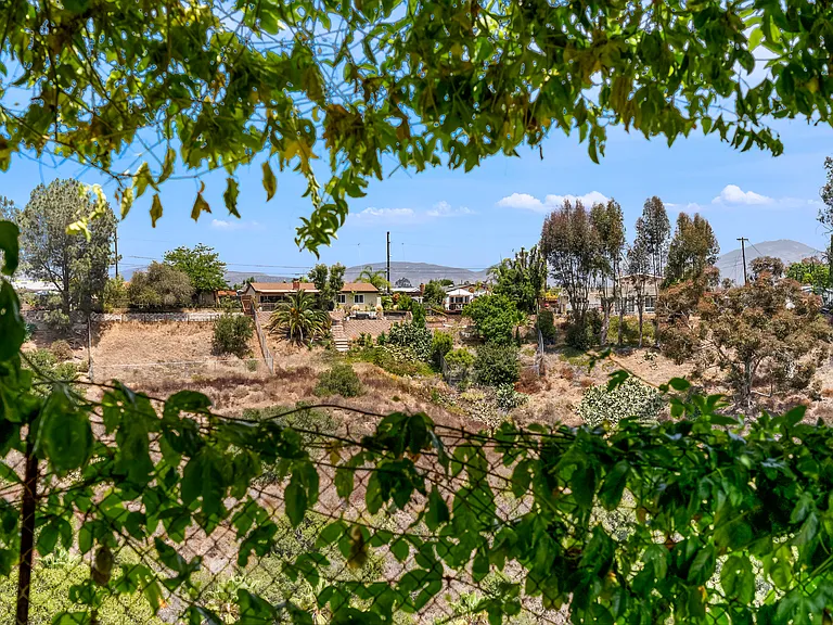2771 Marathon Dr — Photo 61