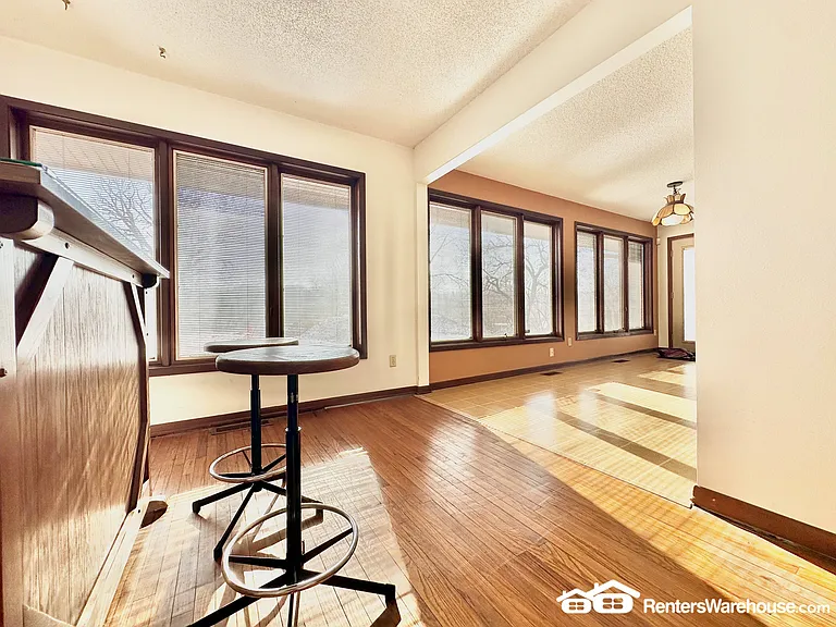 3006 Fleur Dr — Photo 14