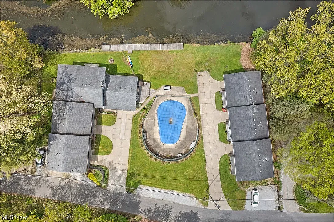2 bed, 1.5 bath, $1,450 — Photo 4