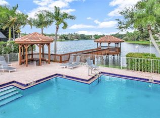 6386 NW 78th Pl, Parkland, FL 33067