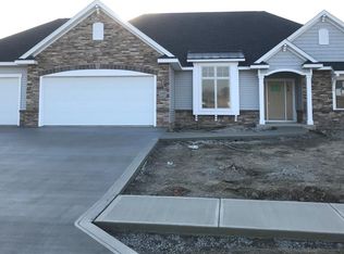 160 Elderwood Ct, Fort Wayne, IN 46845
