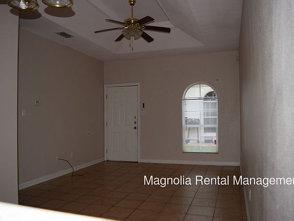 3rd image of 601 Buena Vista Dr APT A