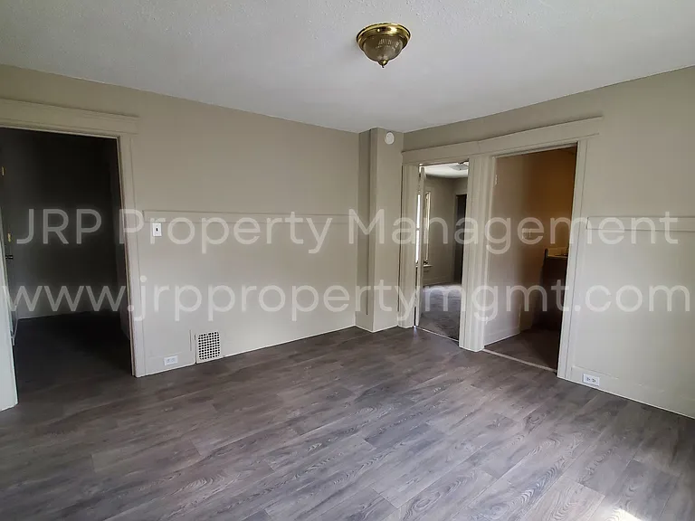 119 N Pleasant St #119.5 — Photo 6