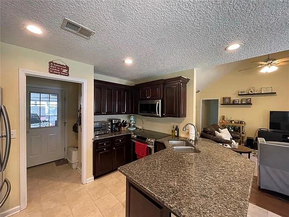 5th image of 1596 Redfish Dr SE