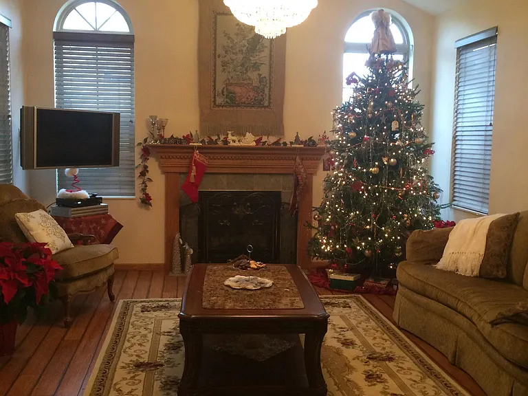 9151 Springfield Rd — Photo 3