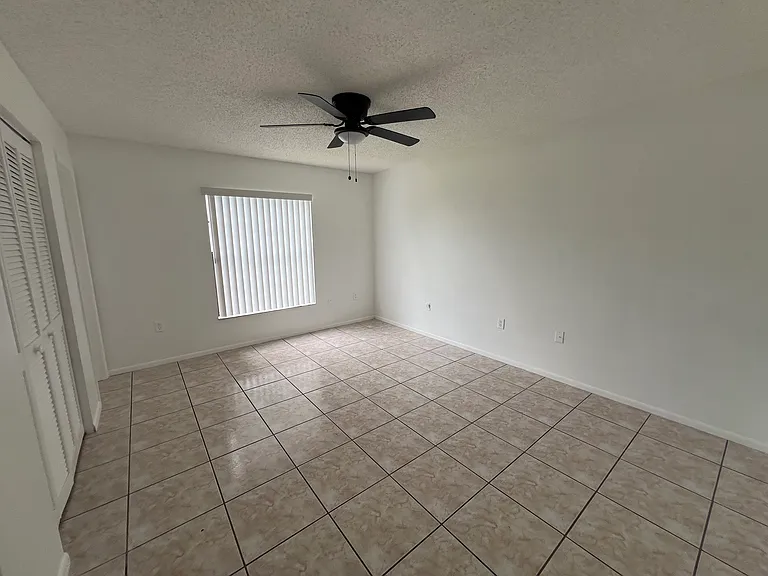 2712 Montego Bay Blvd — Photo 4