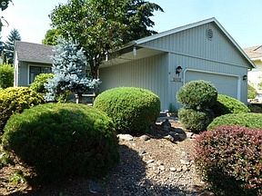 1st image of 2802 SE Balboa Dr