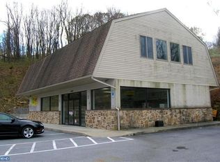 1984 Mount Laurel Rd, Fleetwood, PA 19522