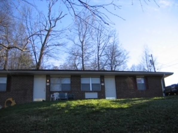 47-49 Topper Ln