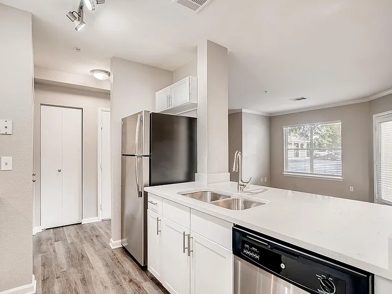 Stonebridge at Twin Peaks | Longmont, Co. Apartments
