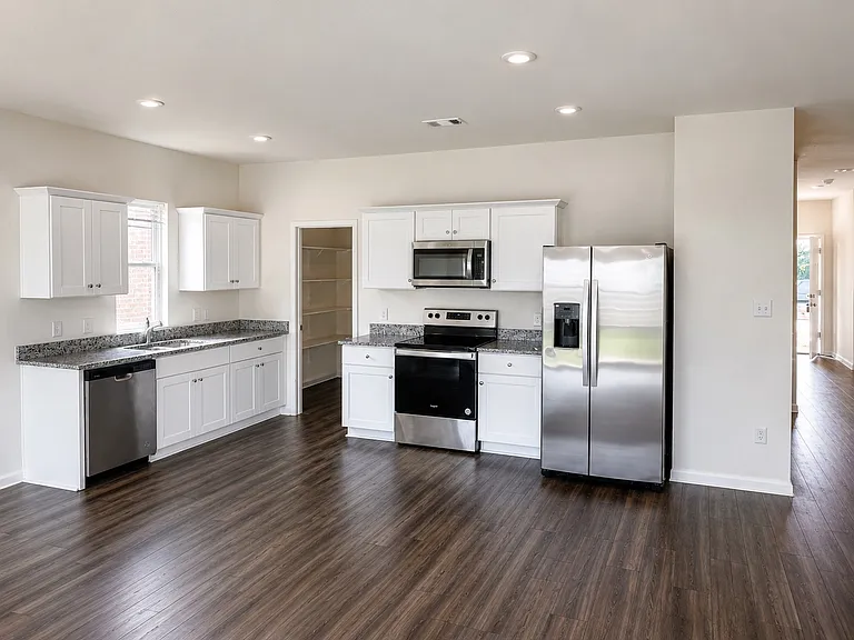 10321 Holycross Ln — Photo 22