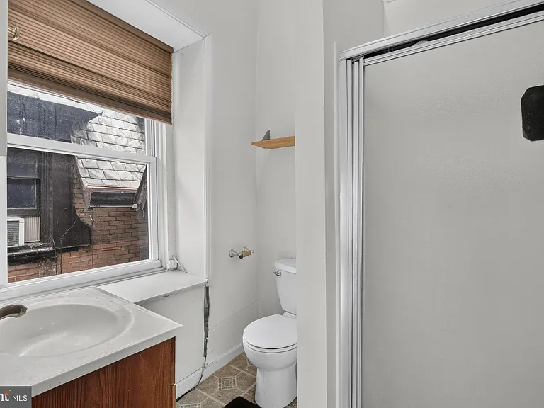 4011 Pine St — Photo 34