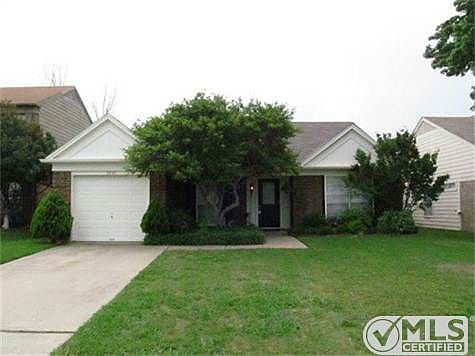 1st image of 3800 Huckleberry Dr