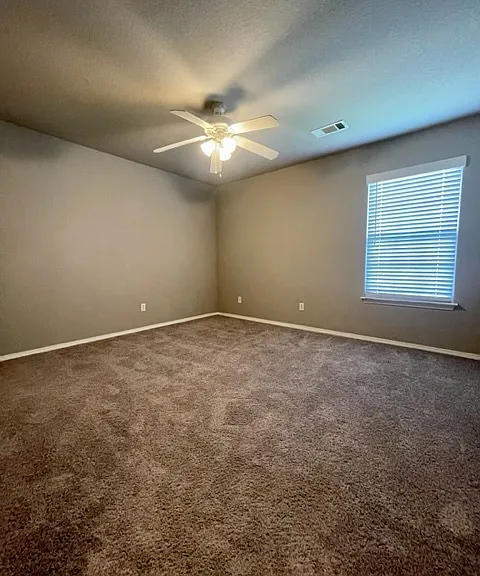 3103 Deerfield Blvd #1 — Photo 2