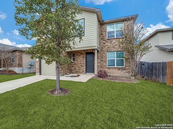 3rd image of 11715 Blackmore Leap
