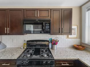 Summit/Hampden Hall, Saint Louis, MO 63108