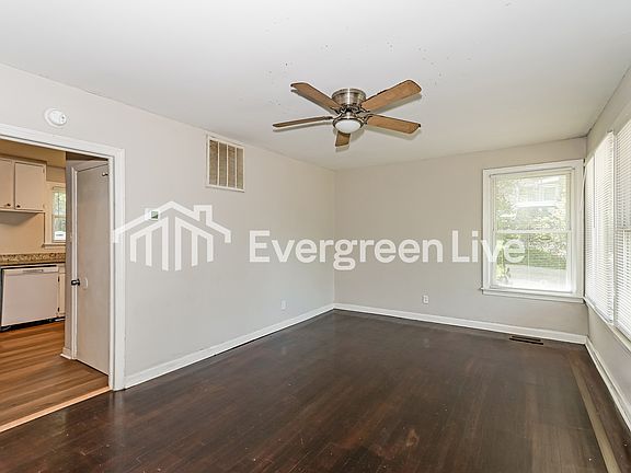 3rd image of 2804 Cornelia Rd