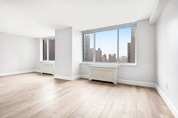 Rented by Compass | media 27