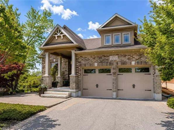 125 Woolner Trl, Kitchener, ON N2A 4N3