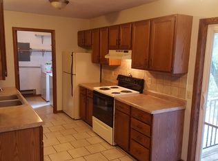 915 Walnut St, Verona, WI 53593