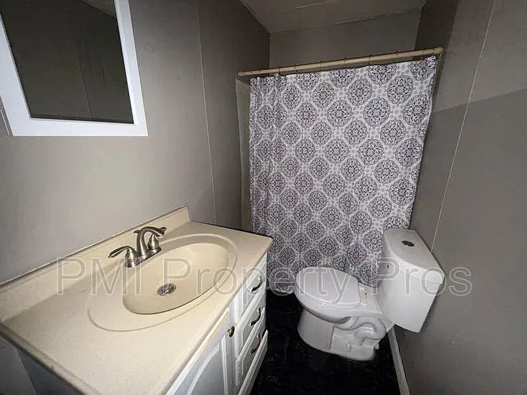 3601 W Highland Blvd #3 — Photo 8