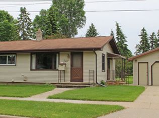 1711 Lee Ct, Appleton, WI 54915